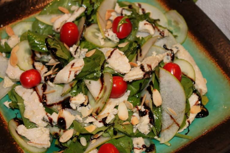 Pear & Chicken Salad with Gorgonzola