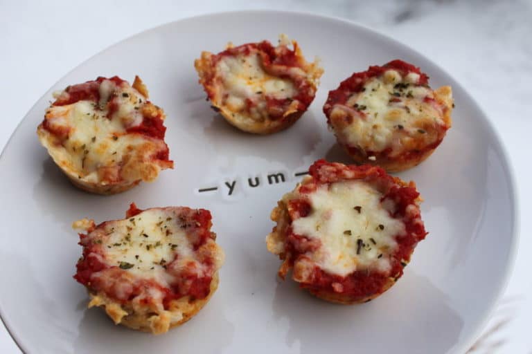 Low Carb Chicken Pizza Bites