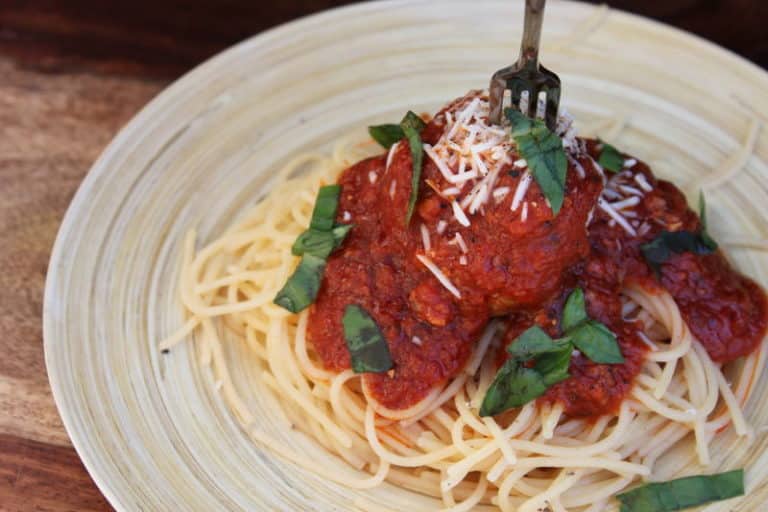 Spaghetti & Meatballs (Slow Cooker)