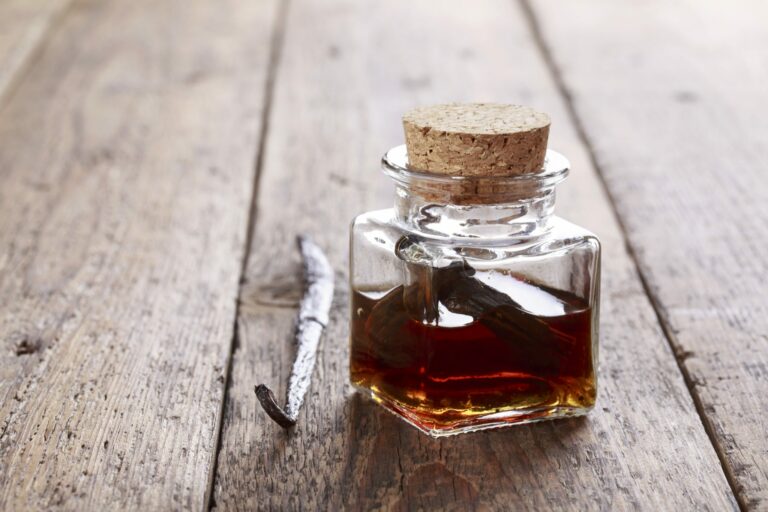 How Long Does Vanilla Extract Last? Can It Go Bad?