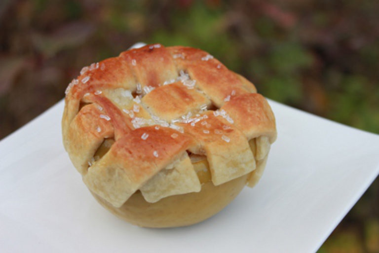 Baked “Apple Pie” Apples
