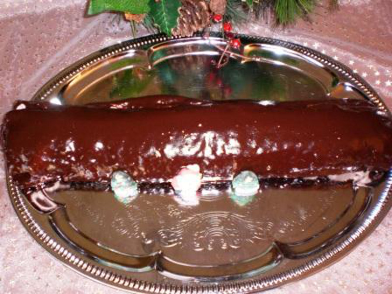 Chocolate Roulade 5
