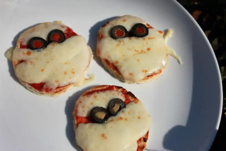 Spooky Mummy Pizza