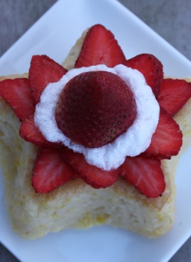 Valentines Strawberry Shortcake1