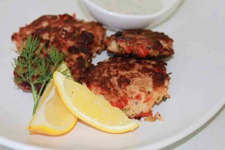 Crab Cakes with Red Pepper